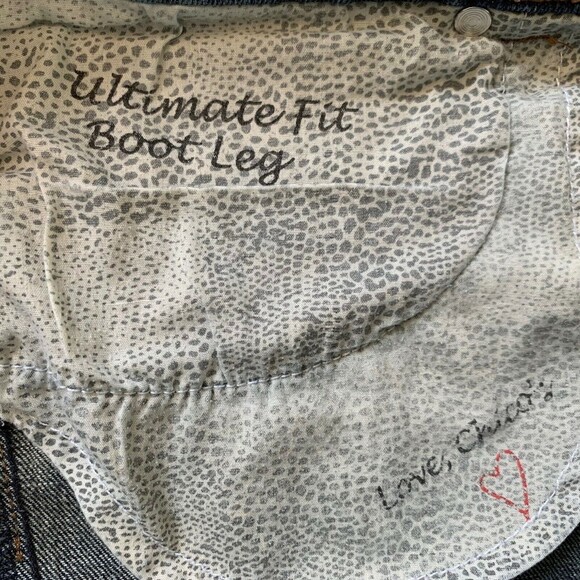 Chico's Platinum 2.5 Ultimate Fit Jeans Dark Wash Short Re-hemmed Dark Wash - Picture 8 of 8